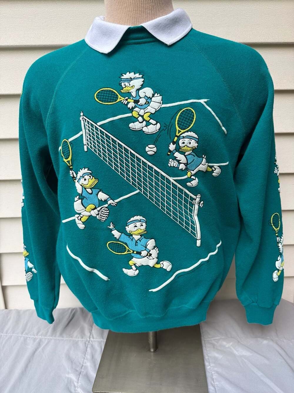 Hanes Donald Duck Tennis Sweatshirt Size M Teal Collared